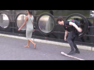 Супер розыгрыш со змеей