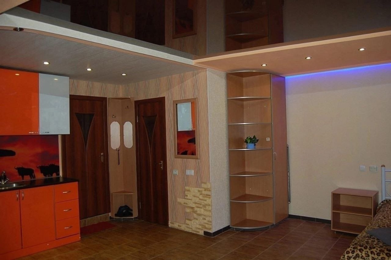 СВОБОДНО СЕГОДНЯ ✨️ПОСУТОЧНО +79591190560 ✨️ Центр Луганска, ул Сосюры 135 В квартире есть вся необходимая мебель и техника: ✅чайник ✅ холодильник ✅️микроволновка ✅ кондиционер ✅утюг ✅стиральная машинка ✅телевизор 🌐Wi-fi Чистое постельное белье и полотенца Оплата наличкой или безнал 💸Залог возрощается при выс...