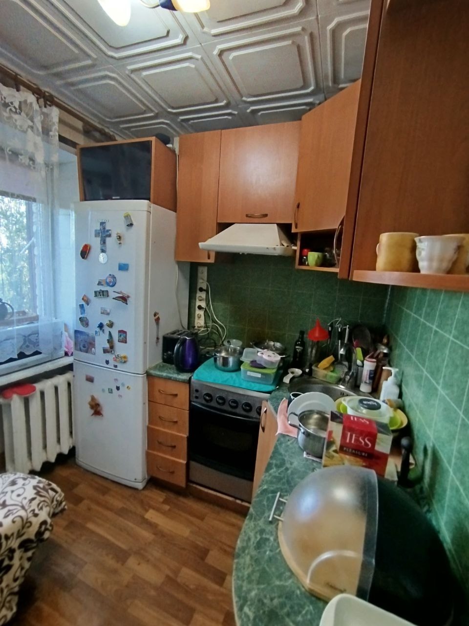 Продам 2 кк в Ленинском районе, квартал Острая Могила, площадью 45.9 м2, кухня - 5.5 м2. В квартире косметический ремонт. Комнаты изолированные, с/у р...